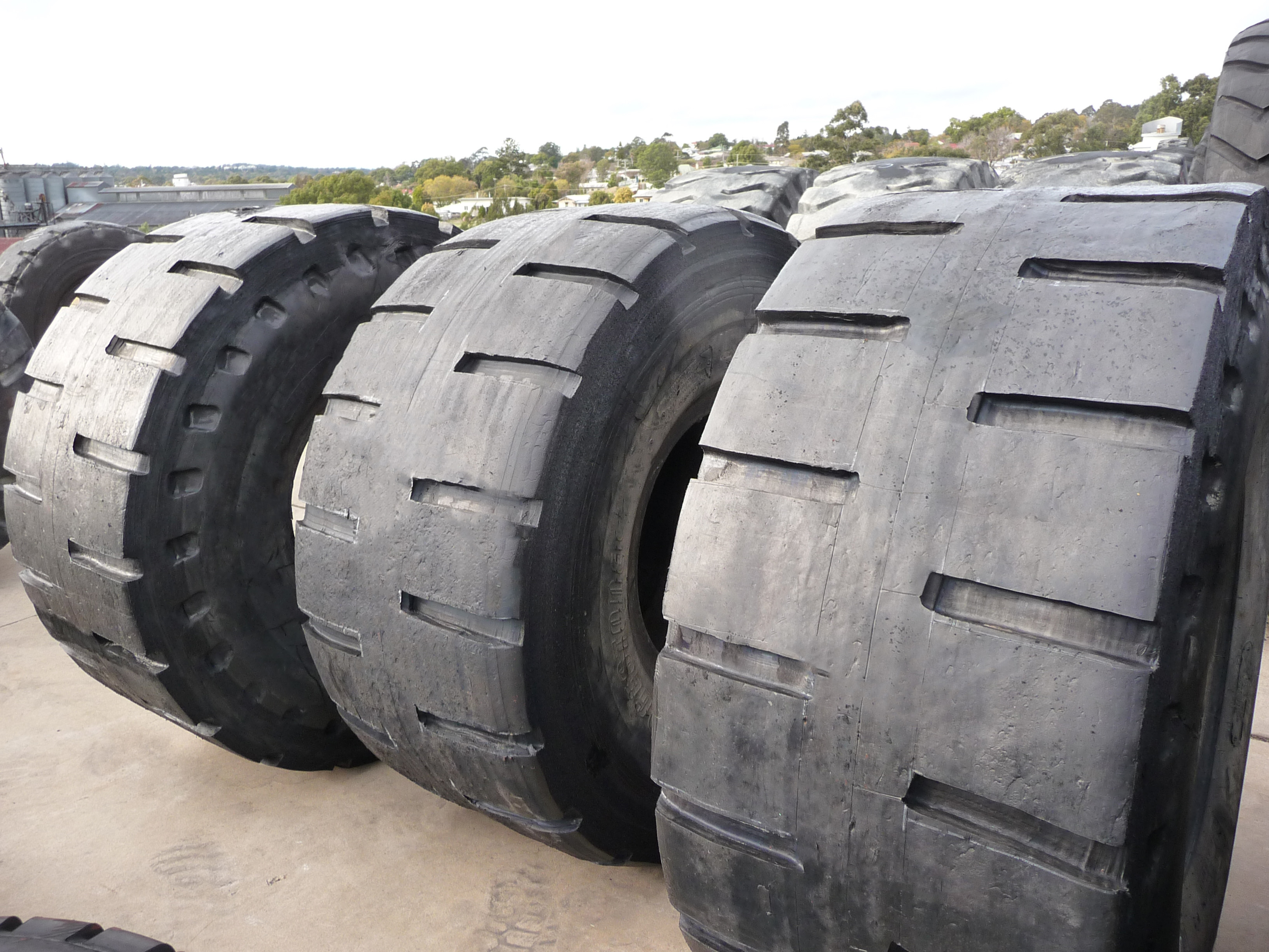 Tyre retreading